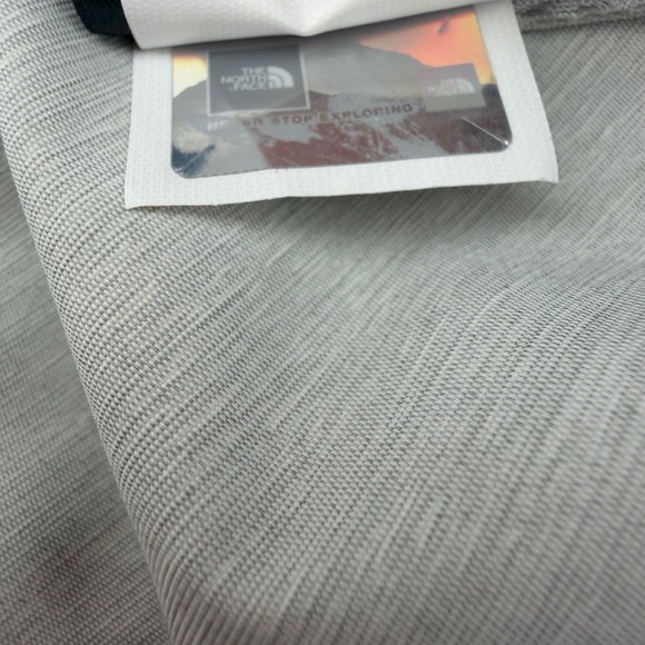 The North Face Quest Hooded Jacket Womens XS DryVent Waterproof - Picture 11 of 11